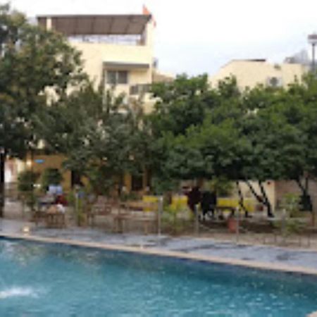 Hotel Saroj Sagar  Exterior photo