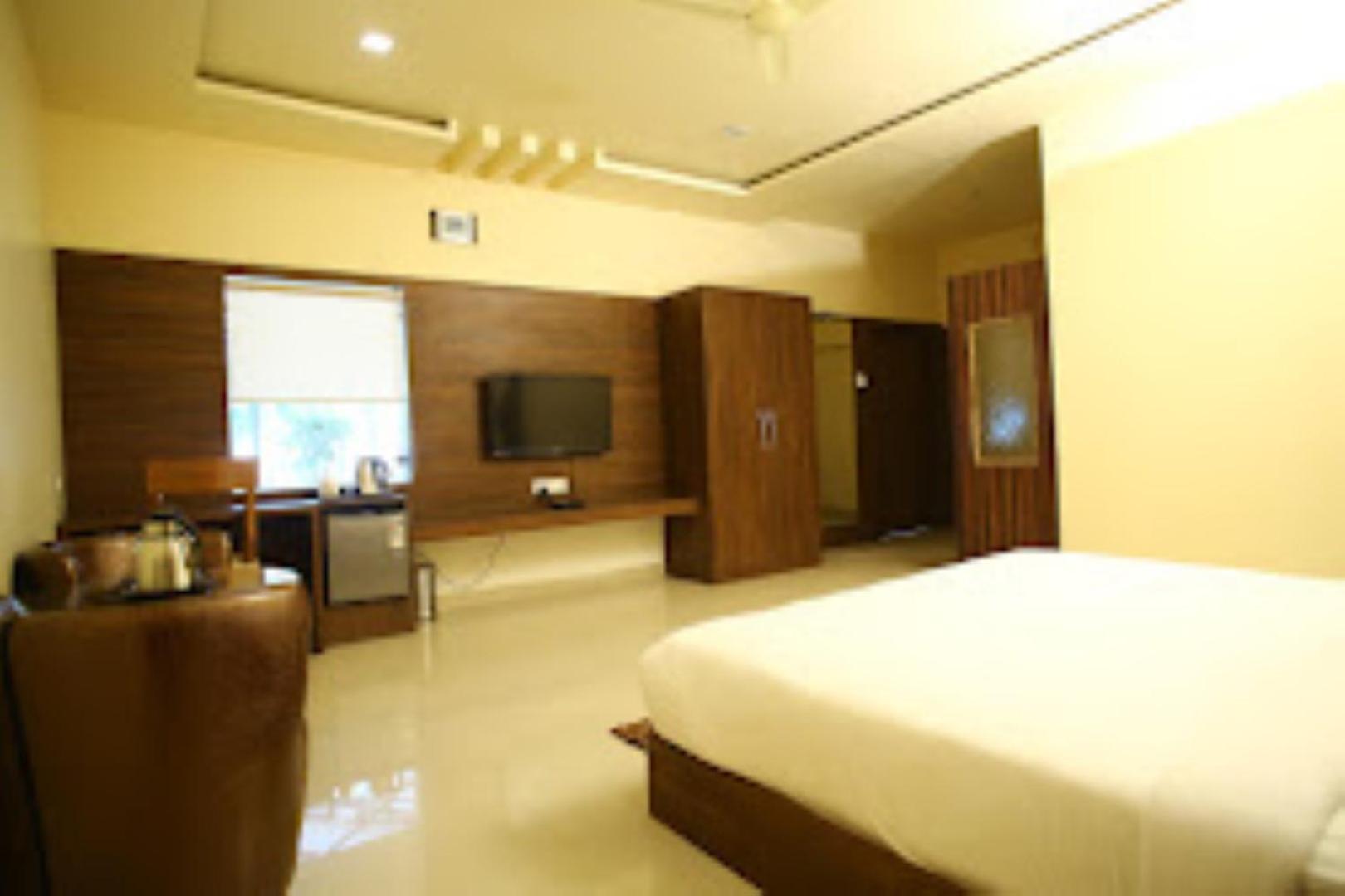 Hotel Saroj Sagar  Exterior photo